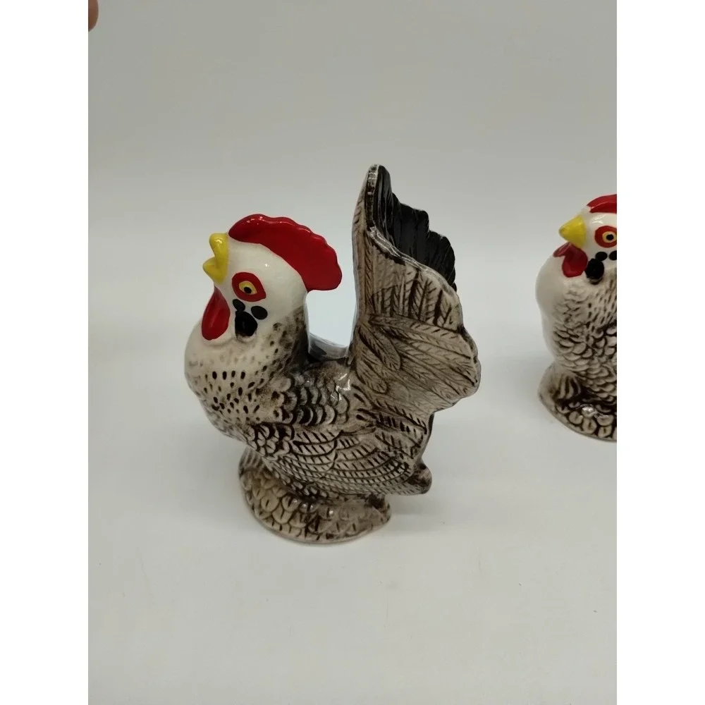 Vintage White Black Rooster and Hen Chicken Salt & Pepper Shakers Japan